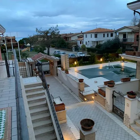 Apartamento Il Borghetto Bennie En Liisa Cupra Marittima Exterior foto